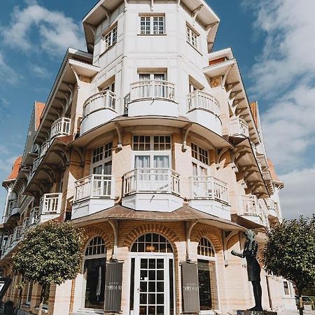 Grand Hotel Belle Vue デ ハーン エクステリア 写真