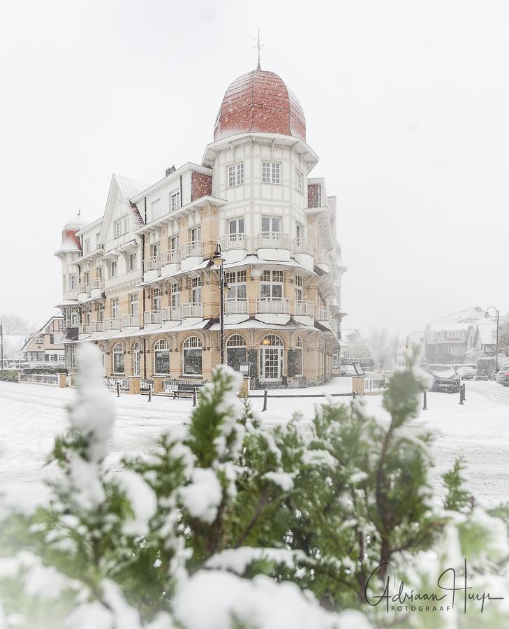 Grand Hotel Belle Vue デ ハーン エクステリア 写真